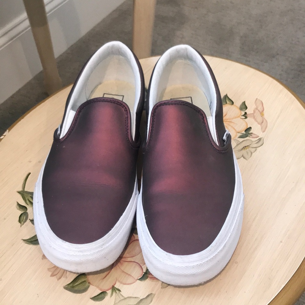 Vans iridescent slide on sneakers size 8.5!!